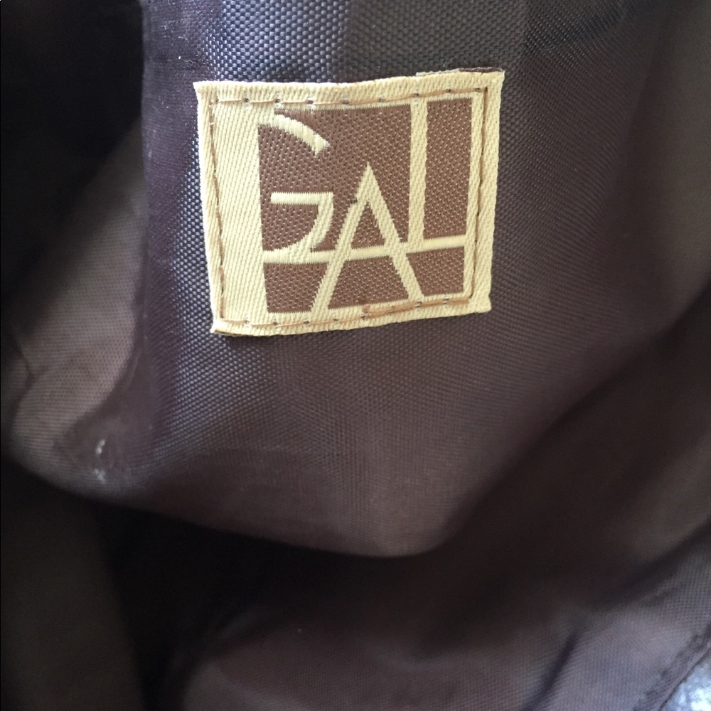 Gal purse